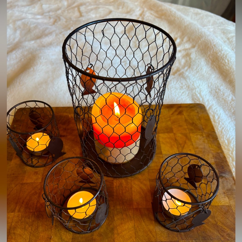 Set of 4 Pier1 candle display